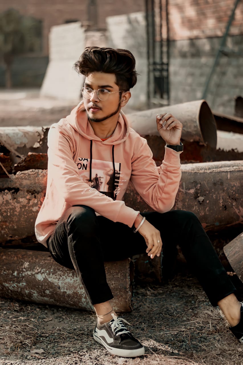 Tushar  Kain